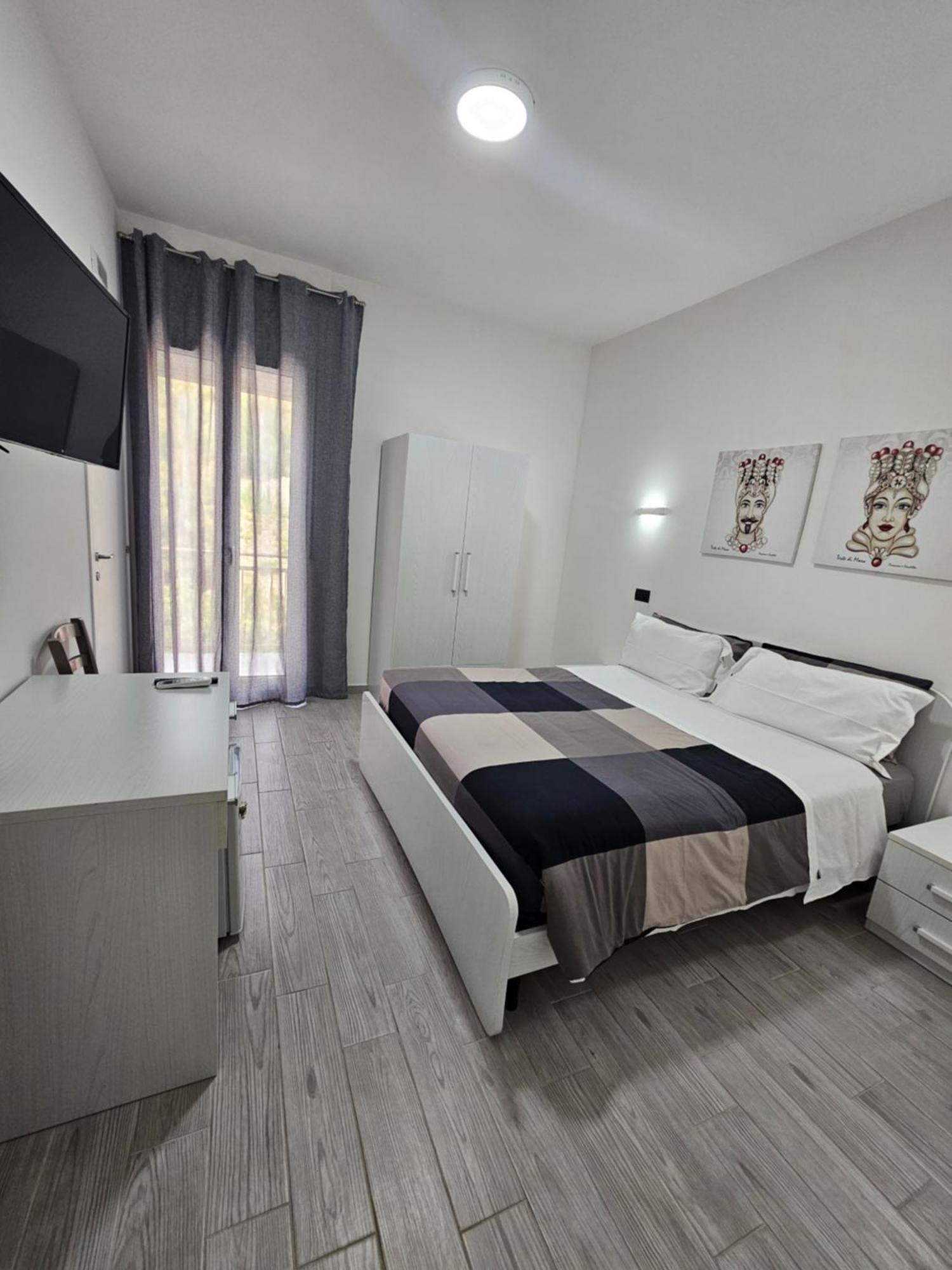 Hotel Frontemare Locazione Turistica à Porto Empedocle Extérieur photo
